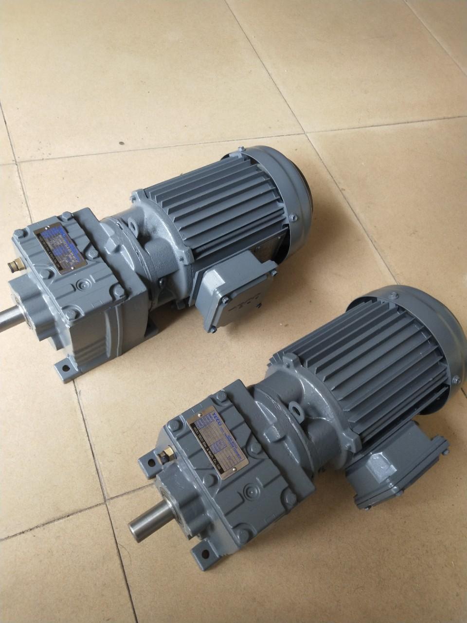 R107減速機(jī) R系列減速機(jī) RF107 R107F RX107 RX107F